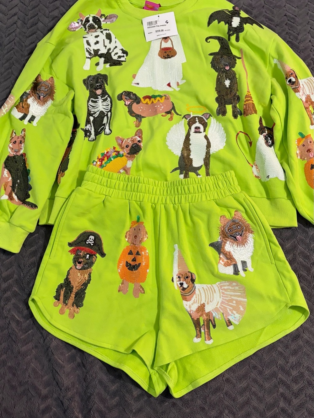 QUEEN OF SPARKLES Halloween Dogs